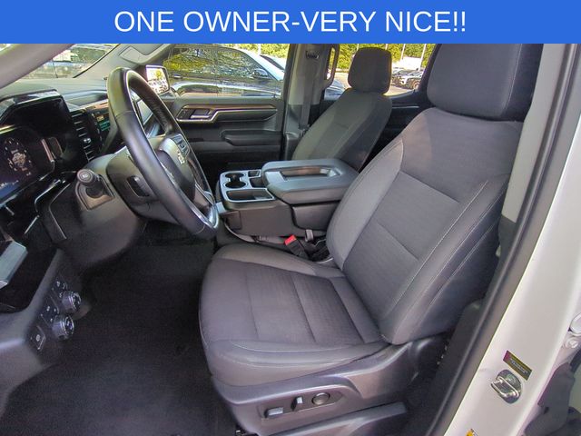 Used 2023 White Chevrolet LT image 16