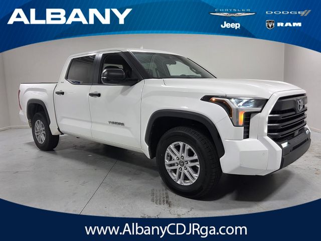 2024 Toyota Tundra SR5 CrewMax Cab RWD