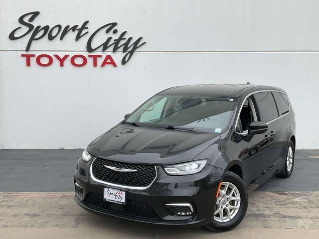 2023 Chrysler Pacifica Touring L FWD