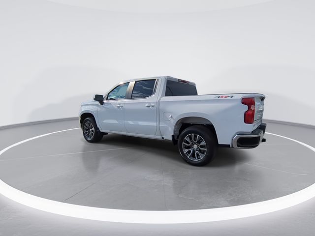 Used 2023 White Chevrolet LT image 6
