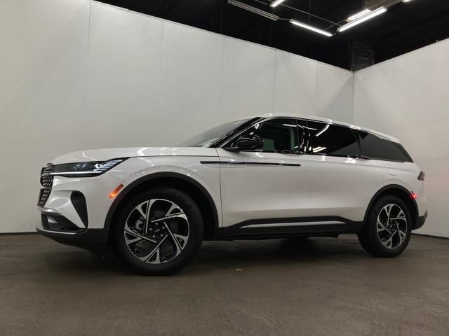 2025 Lincoln Nautilus Hybrid Premiere