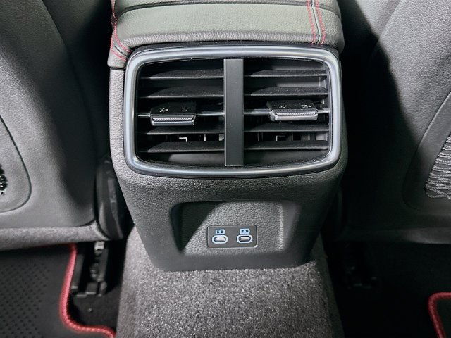 Thumbnail: 2026 Genesis G70 - 18