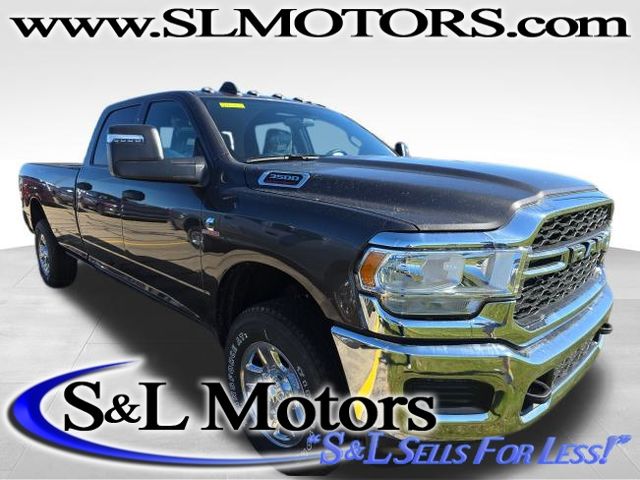 2024 Ram 3500 Tradesman 