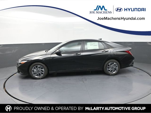 2026 Hyundai Elantra Hybrid