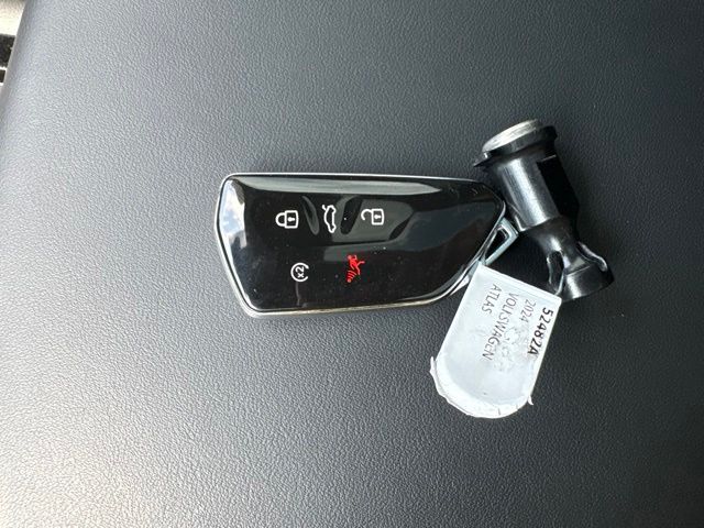 Used 2024 Volkswagen Atlas Cross Sport SUV