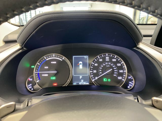 Used 2021 White Lexus 450h image 17