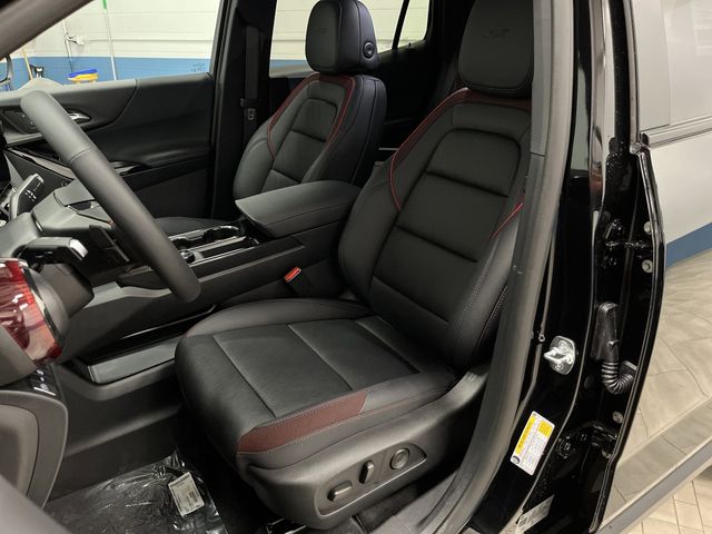 2026 Chevrolet Equinox RS photo 2