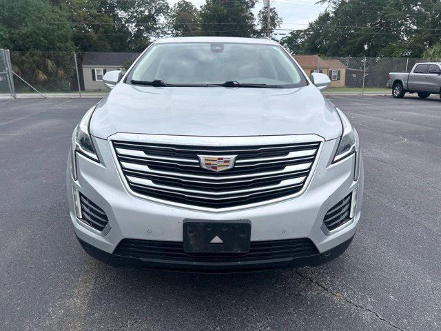 Used 2017 Silver Cadillac Luxury image 7