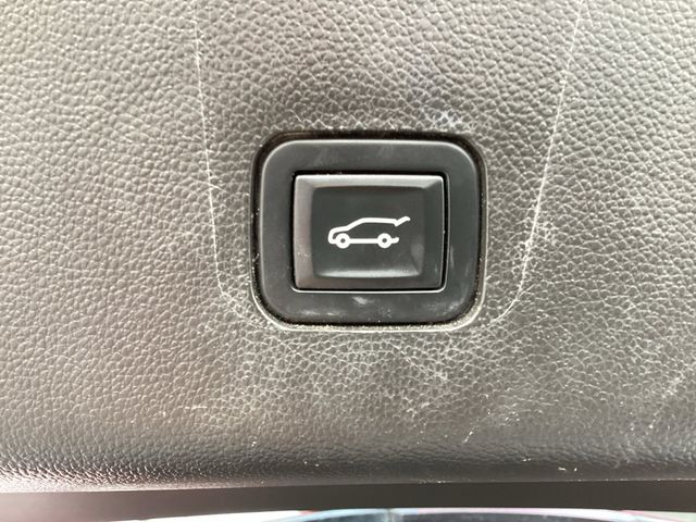 Used Car 2019 Chevrolet Traverse  Lt For Sale Under $20,000 In San Antonio, Texas