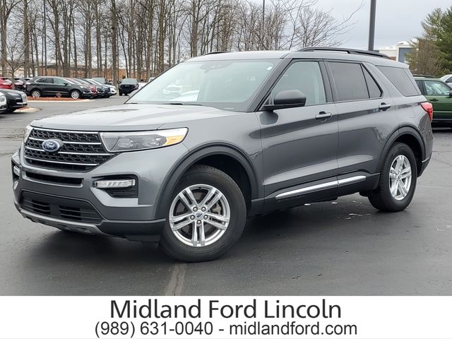 Carbonized Gray Metallic 2024 Ford Explorer XLT AWD SUV / Crossover All-Wheel Drive Automatic
