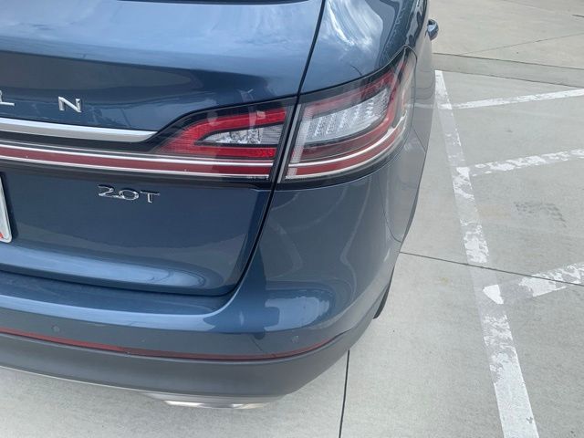 Used 2019 Blue Lincoln Reserve image 6