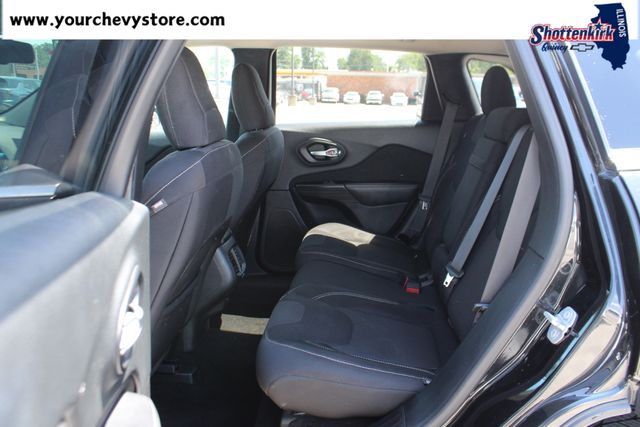 Used 2015 Jeep Cherokee SUV