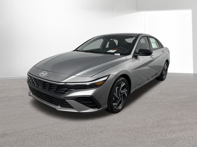 Used 2025 Hyundai Elantra Hybrid For Sale in Indianapolis, IN