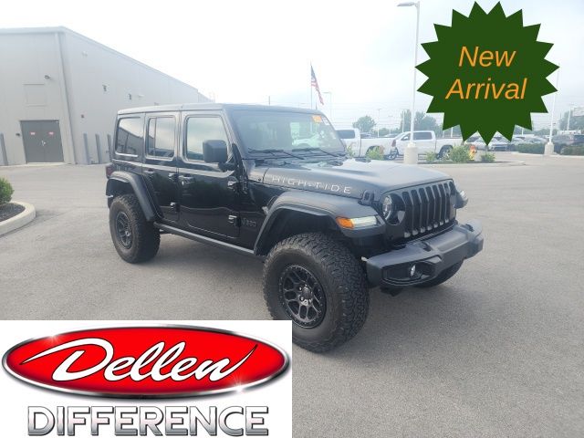 Black Clearcoat 2022 Jeep Wrangler SUV / Crossover Four-Wheel Drive 8-Speed Automatic