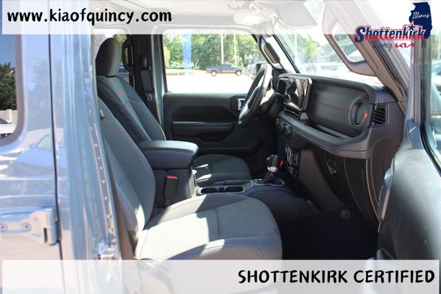 Used 2025 Jeep Wrangler SUV