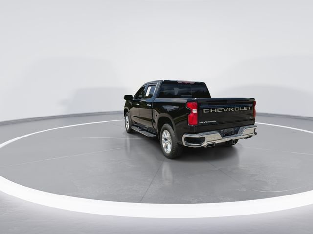 Used 2022 Black Chevrolet LTZ image 9