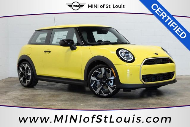 Sunny Side Yellow 2025 MINI Cooper Hatchback Front-Wheel Drive 7-Speed Automatic