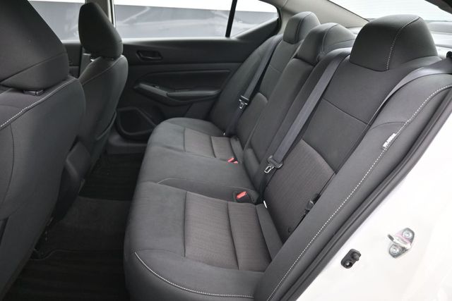 Used 2025 Nissan Altima Sedan