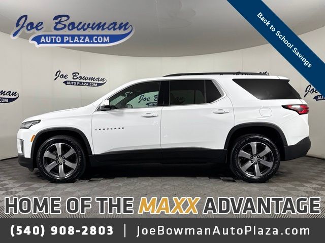 Summit White 2023 Chevrolet Traverse SUV / Crossover Four-Wheel Drive 9-Speed Automatic