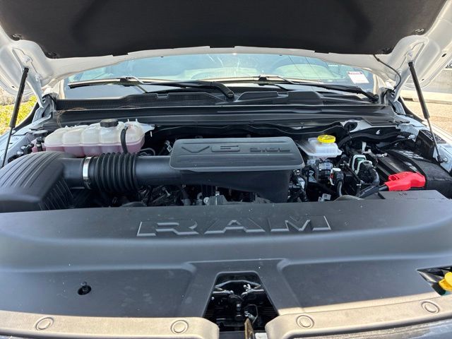 2025 Bright White Clearcoat Ram 1500 Big Horn/Lone Star 4X4 Truck