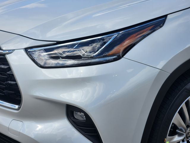 2026 Toyota Highlander Platinum Beige at Don McGill Toyota