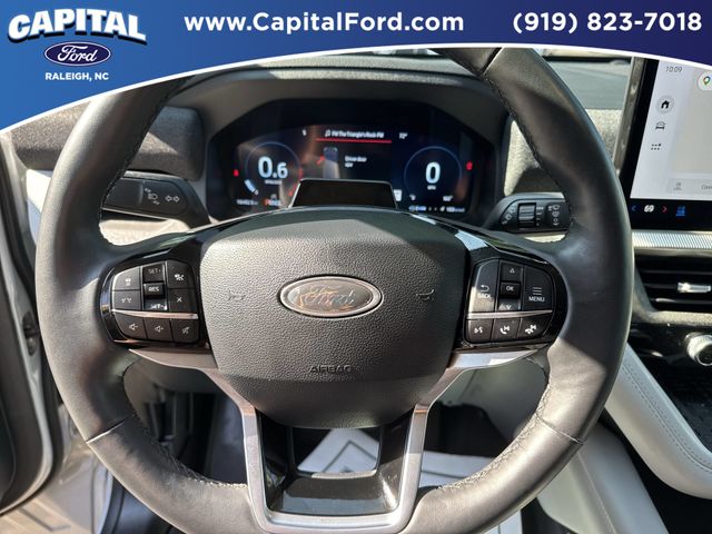 Used 2025 White Ford Platinum image 25