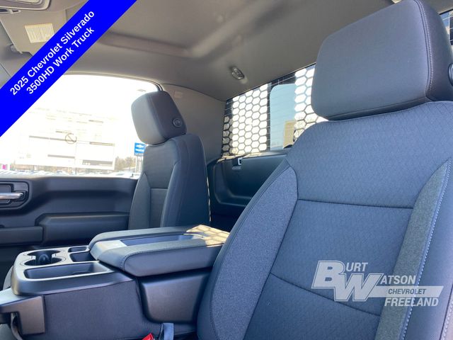 2025 Chevrolet Silverado 3500HD Work Truck photo