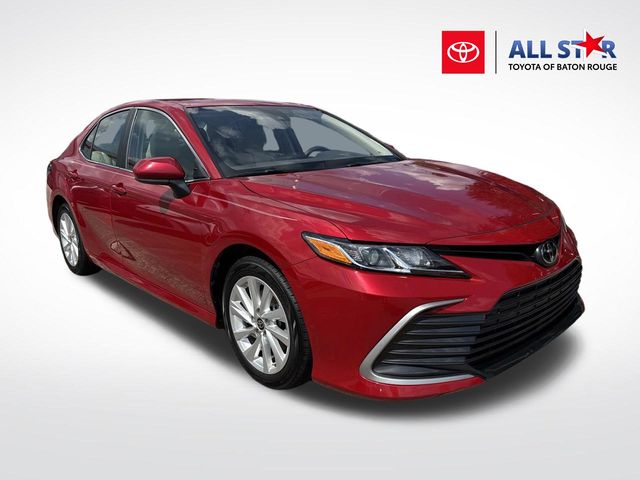 Silver 2023 Toyota Camry Sedan Front-Wheel Drive 8-Speed Automatic