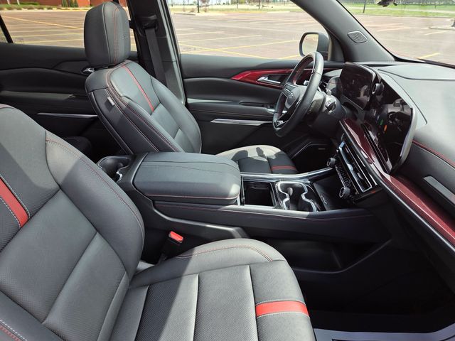 2024 Chevrolet Traverse AWD RS