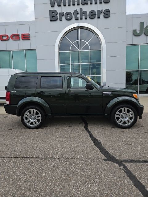 2010 Dodge Nitro Detonator - Natural Green Pearlcoat exterior view 6