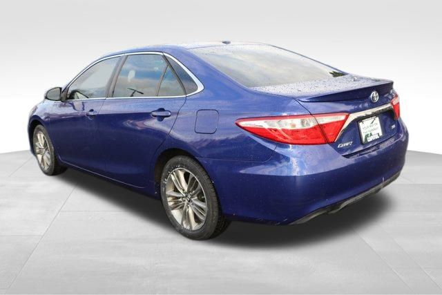 2015 Toyota Camry SE 20