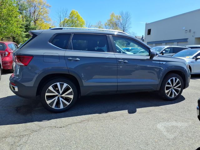 2022 Volkswagen Taos - Image 9