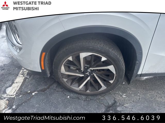 MitsubishiOutlander4