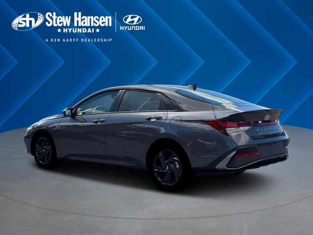 New 2026 Gray Hyundai SEL Sport image 4