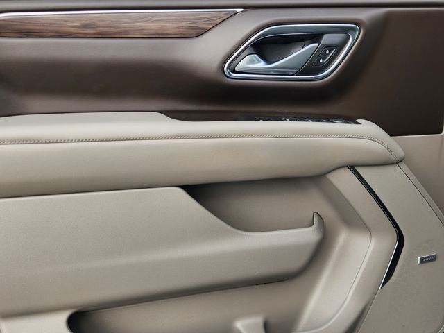2022 Chevrolet Suburban Z71 White at Cook Ford