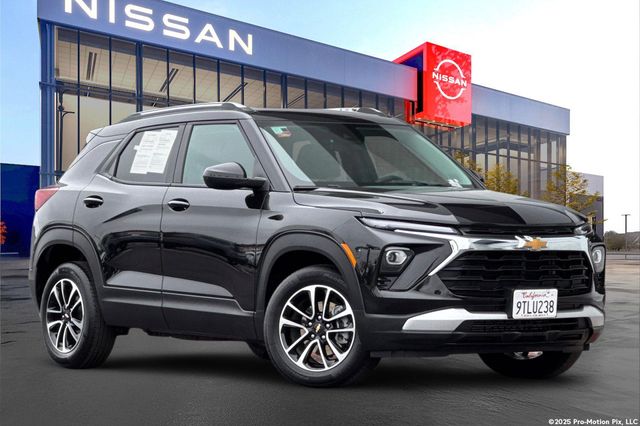 2025 Chevrolet Trailblazer LT AWD's photo
