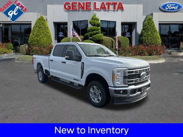2025 Ford F-250 Super Duty XLT Crew Cab 4WD