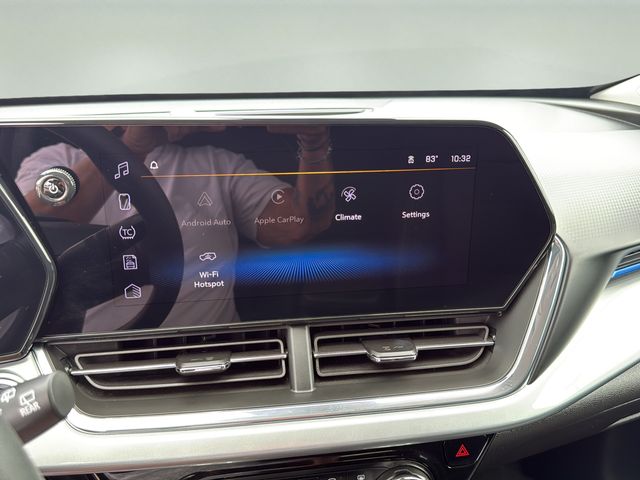 2025 Chevrolet Trax LT - Photo 23