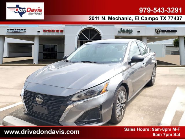 Gray (Gun Metallic) 2024 Nissan Altima Sedan Front-Wheel Drive Continuously Variable Transmission