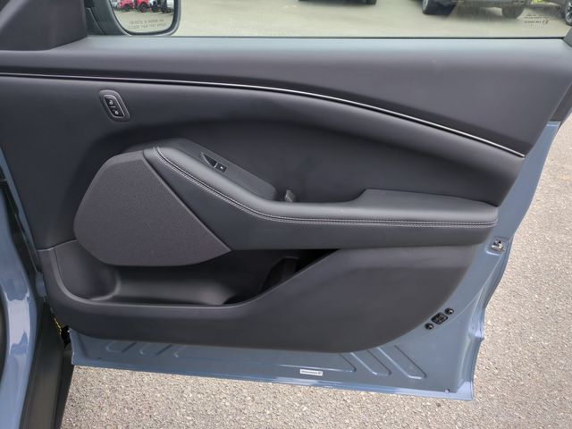 Used 2023 Blue Ford California Route 1 image 33