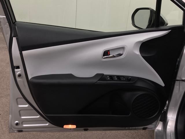 2017 Toyota Prius Two