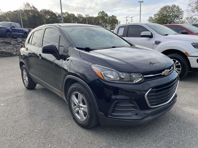 Black Metallic 2020 Chevrolet Trax LS FWD SUV / Crossover Front-Wheel Drive 6-Speed Automatic