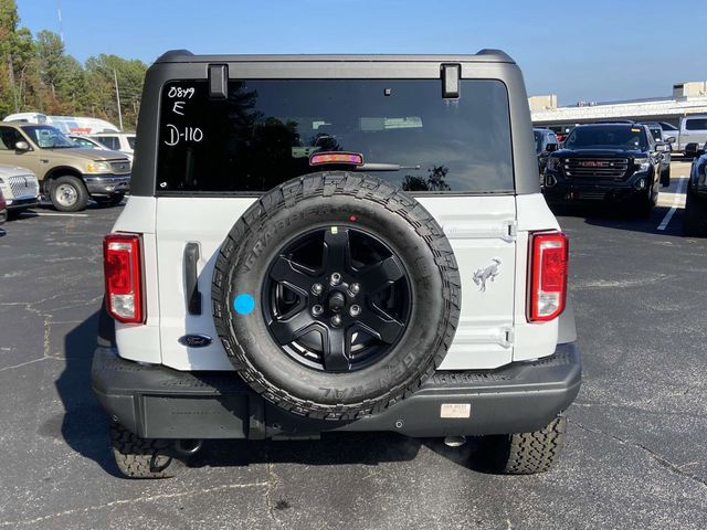 2024 Ford Bronco Black Diamond 5