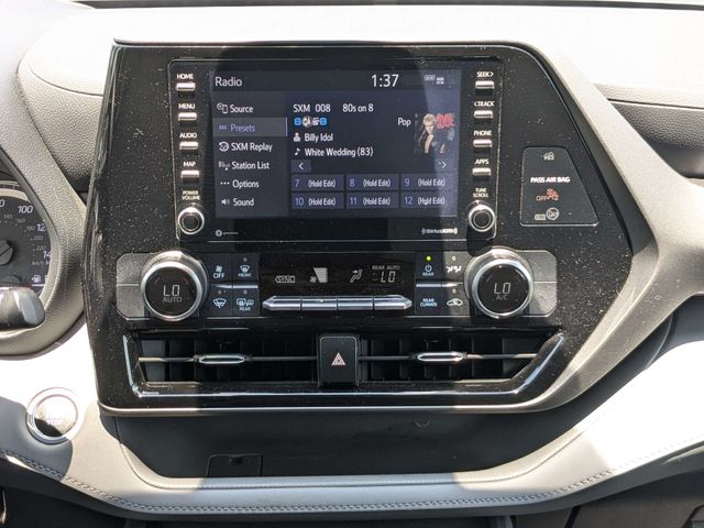 Used 2021 Toyota Highlander SUV