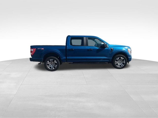 2022 Ford F-150 XL 8