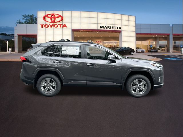 2024 Toyota RAV4 XLE 29