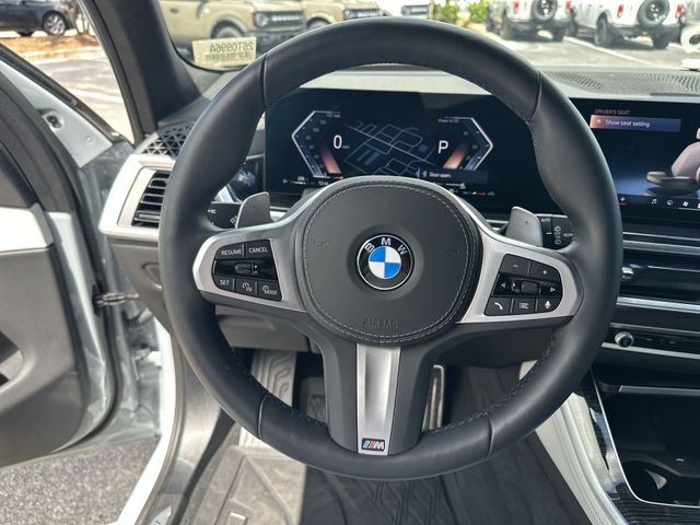 Used 2025 Gray BMW sDrive40i image 15