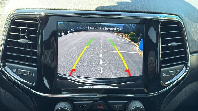 used 2022 Jeep Grand Cherokee WK car, priced at $27,998