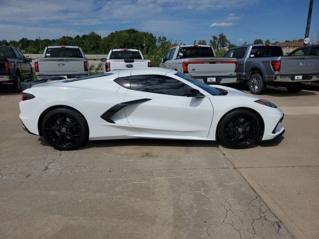 Used 2021 Chevrolet Corvette Stingray with VIN 1G1YB2D45M5112137 for sale in Kansas City