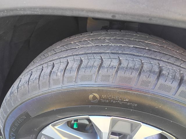 Used 2025 Chevrolet Equinox SUV